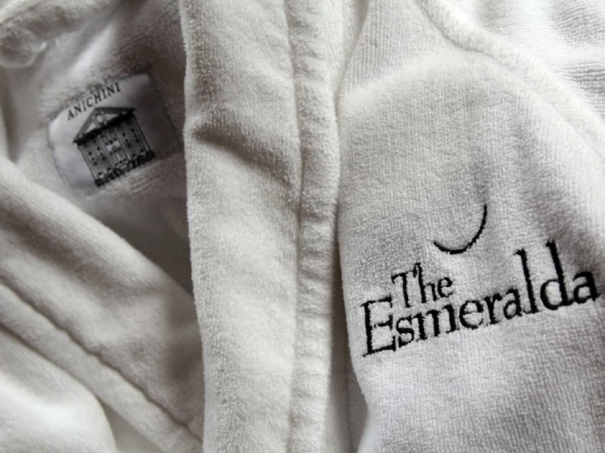 The Esmeralda Inn And Restaurant 침니 록 외부 사진