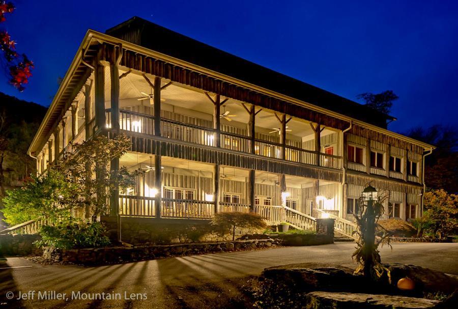 The Esmeralda Inn And Restaurant 침니 록 외부 사진